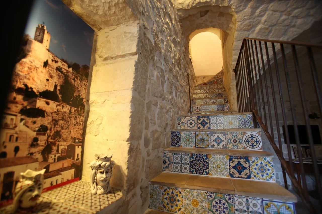 Case-Grotte Degli Avi, Esperienza Abitativa In Grotta موديكا المظهر الخارجي الصورة