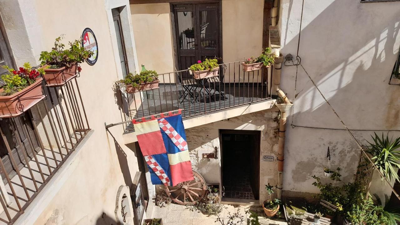 Case-Grotte Degli Avi, Esperienza Abitativa In Grotta موديكا المظهر الخارجي الصورة